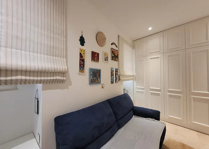 Holiday home Living In A Museum *