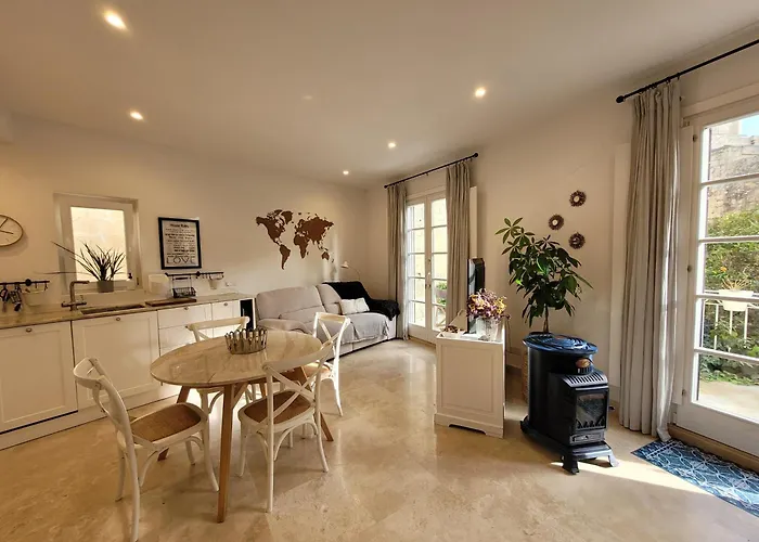 Holiday home Living In A Museum