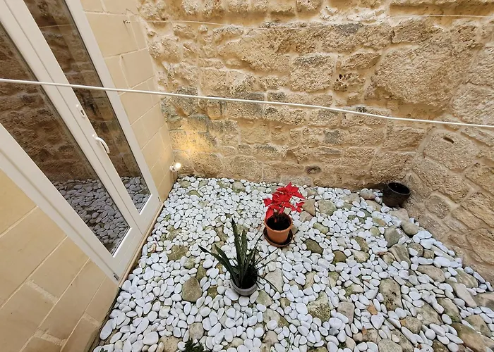 Living In A Museum Holiday home *