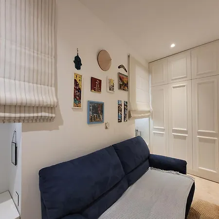Holiday home Living In A Museum *